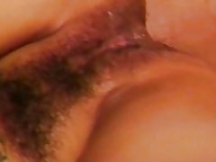 Dlakavi lil &amp; meka coaxes svojo cum