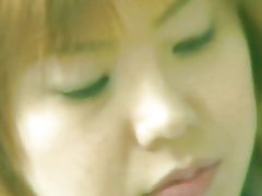 Japonski šoli dekle dobi njeno sočno roza muco polizala potem jebe